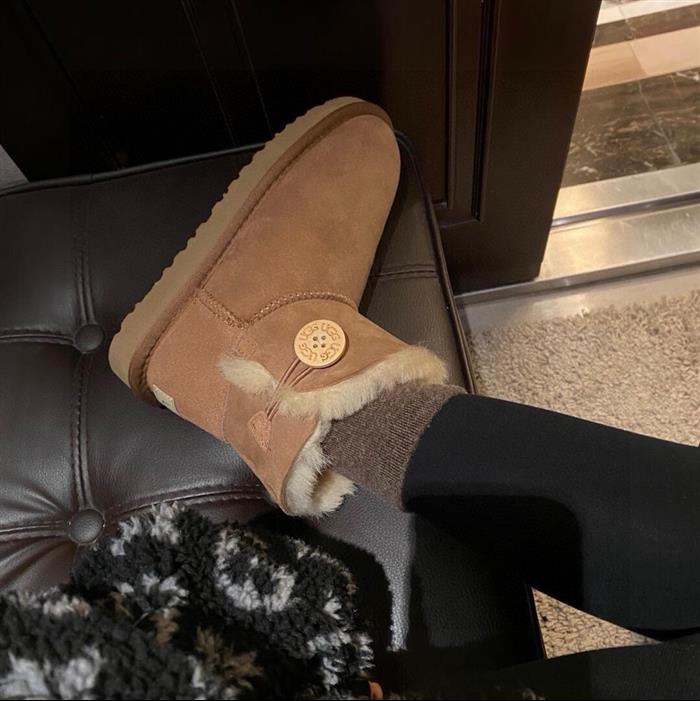 2025112816469484 180